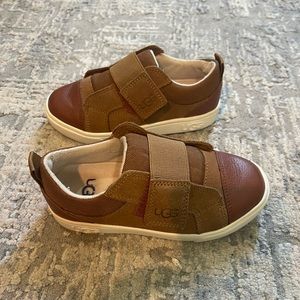 UGG Australia boys shoes
